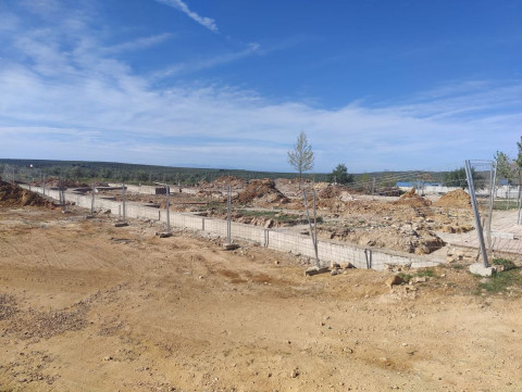El Ayuntamiento hace pública la construcción de naves en el Polígono Industrial San Benito para 