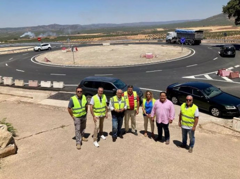 Inaugurada la glorieta de acceso a Castellar